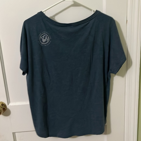 Let it Bee cute tee! Size XL. 🐝 - Picture 7 of 7